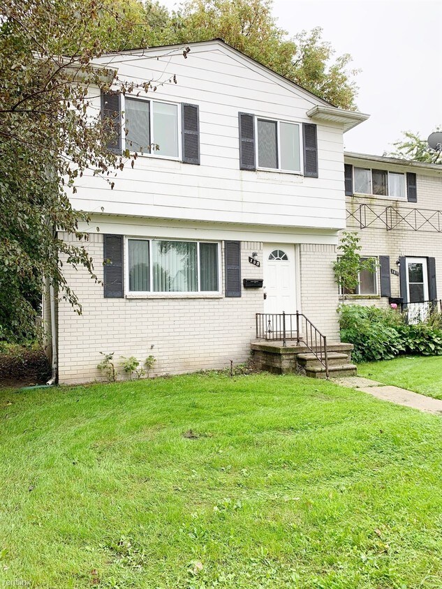 Foto principal - 4 br, 1.5 bath House - 185 N Christine Cir