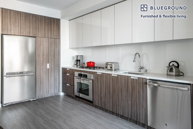 Foto del edificio - 8 10th St