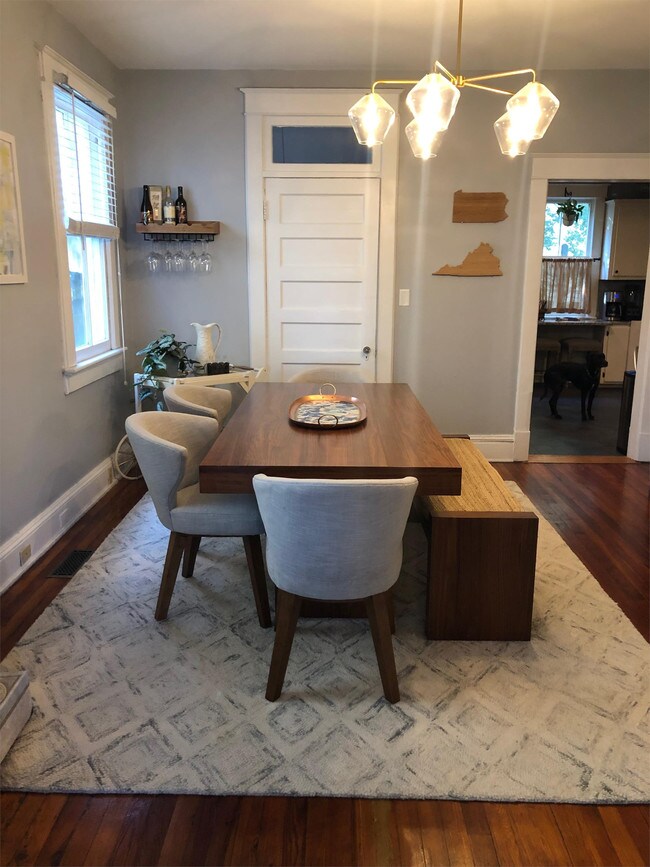 Foto del edificio - 422 Sumter St