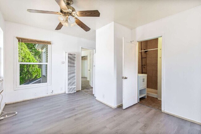 Foto del edificio - Cozy One bedroom in Great Ogden Location!