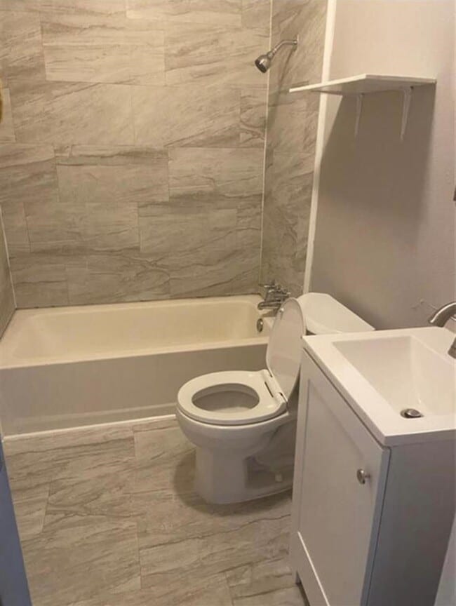 Building Photo - 314 New Mexico St