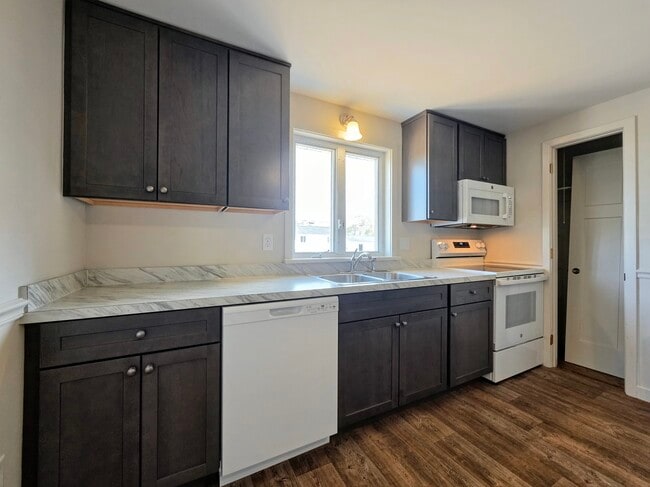 Foto del edificio - 2618 Creek Hill Rd