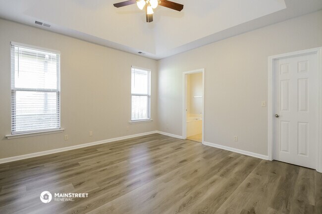 Building Photo - 1270 Easterwood Blvd