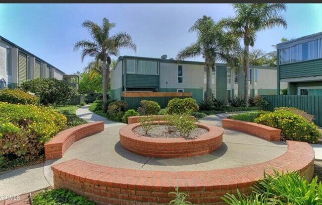 Building Photo - 3700 Dean Dr