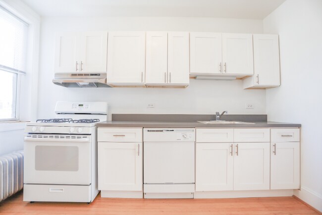 Foto del edificio - 4811 N Ashland Ave