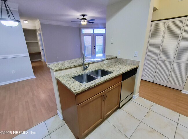 Foto del edificio - 10435 Mid Town Pkwy