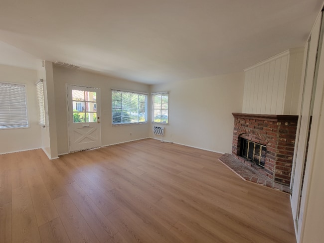 Building Photo - 7266 Allott Ave