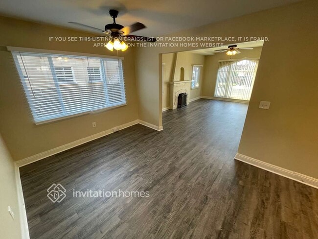 Foto del edificio - 1240 W 82nd St