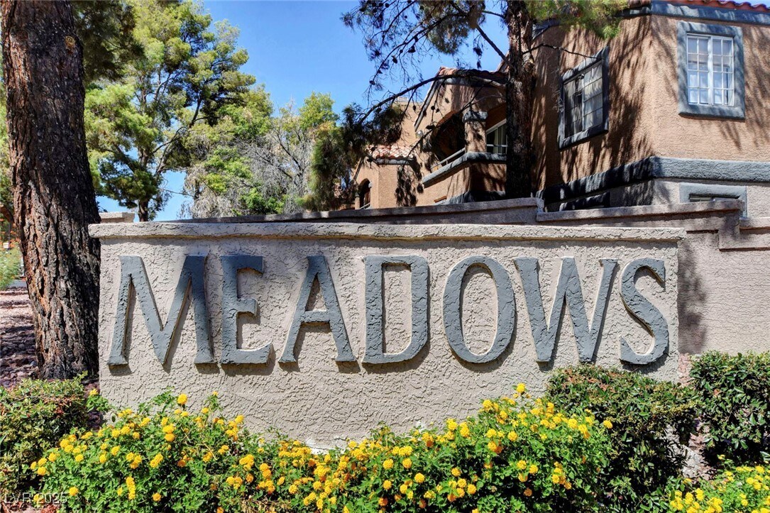 Foto del edificio - 5250 Mission Carmel Ln