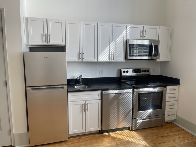 Foto del edificio - 315 W 38th St