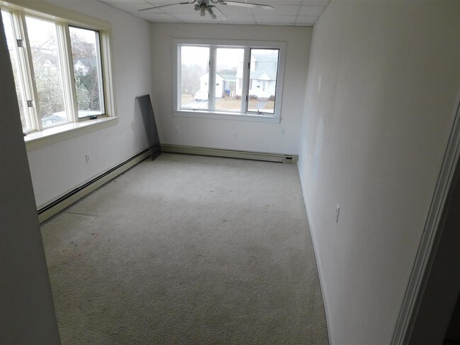 Building Photo - 41 Upland St
