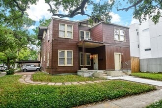 Building Photo - 4416 Mt Vernon St