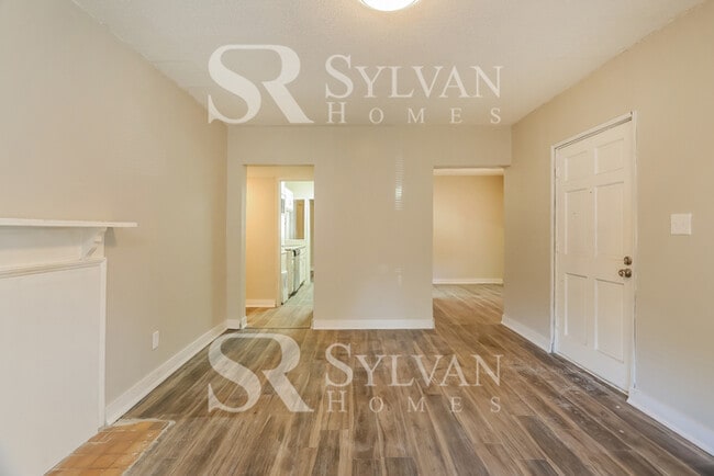 Foto del edificio - 3 BR, 2 BA home in Oakwood Estates