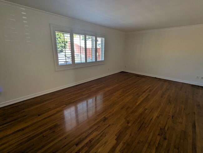 Foto del edificio - 3 Bedroom - 2 Bathroom Home in San Diego