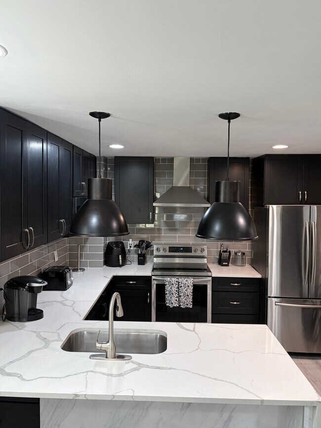Foto del edificio - 665 S Preston Ct