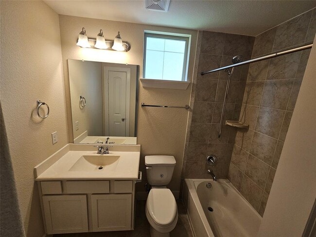 Building Photo - 9610 Knights Station Dr