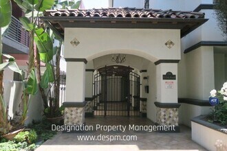 Building Photo - 156 S Oak Knoll Ave