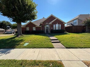 Building Photo - 10717 Canoe Rd