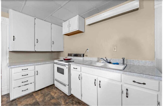 Foto del edificio - 164 S Washington St