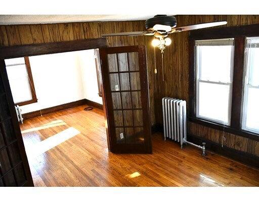 Foto del edificio - 497-499 Newbury St