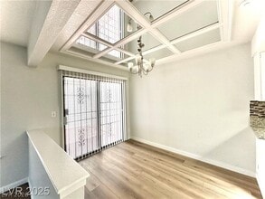 Building Photo - 2112 Venus Ave