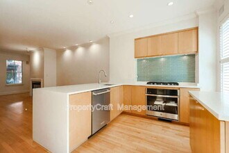 Building Photo - 29 E Springfield St