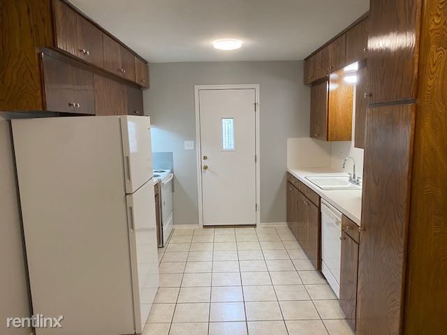 Primary Photo - 2 br, 1 bath Duplex - 1619 W Nolana Ave 16...