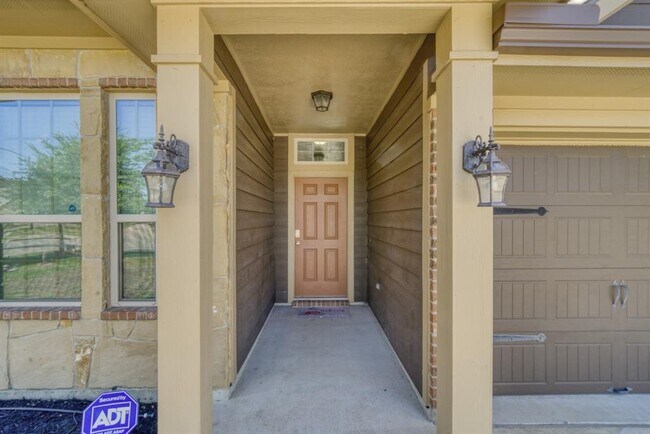 Building Photo - 4205 Shallow Creek Ct
