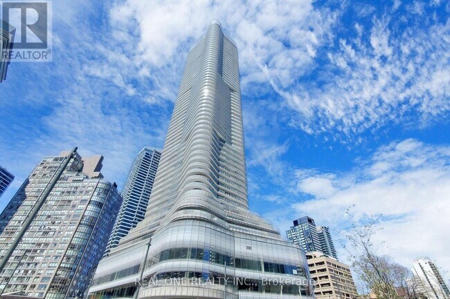 Building Photo - 11 Wellesley St W