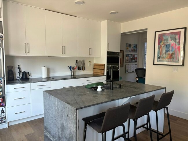 Photo - 203 Carl St Apartment