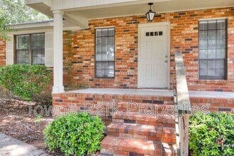 Building Photo - 292 Murray Dr