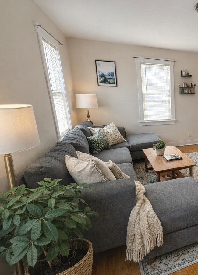 245-249 North Ave - 245-249 North Ave Apartment