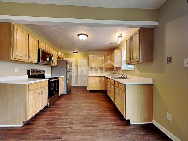 Building Photo - 8722 Franklin Trenton Rd