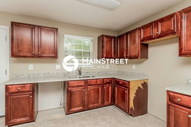 Foto del edificio - 4 Bedroom Pet-Friendly Home in Ellenwood, ...