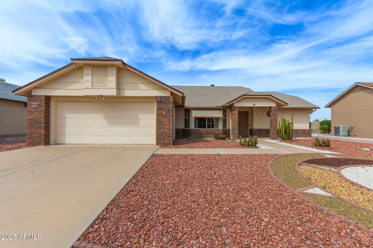Foto principal - 14638 W Antelope Dr