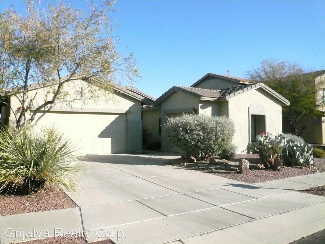 Primary Photo - 66 W Calle Tierra Sandia