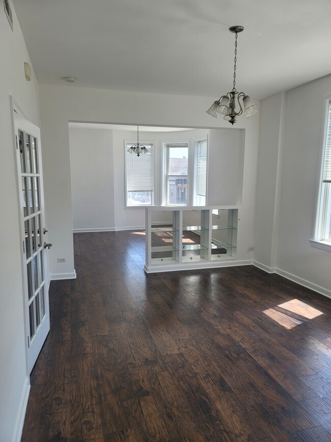 Building Photo - 2024 S Leavitt St