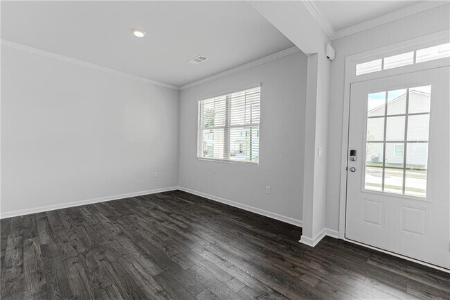 Building Photo - 545 King Vlg