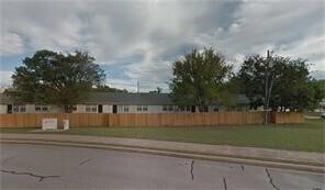 Foto del edificio - 201 Meadow Ln