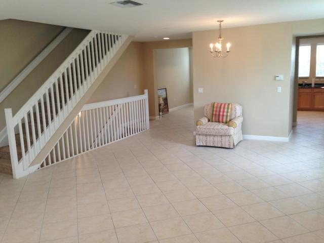 Building Photo - 430 Amador Ln