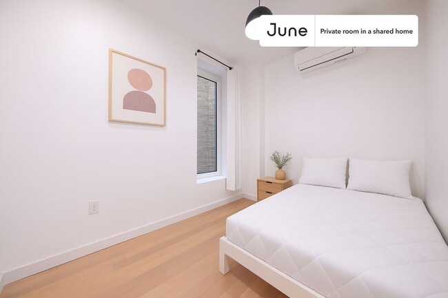 Building Photo - Room in Shared 4 bed/2 bath home in Ditmas Park