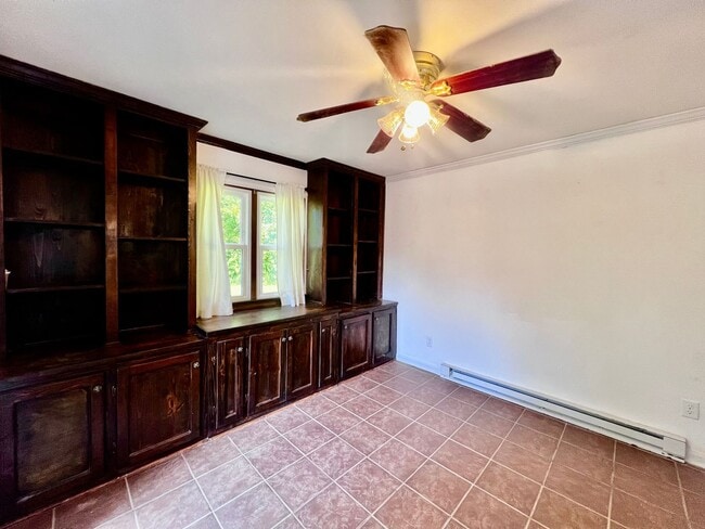 Building Photo - Must-See 3-Bedroom Home in Rosemont Forest!