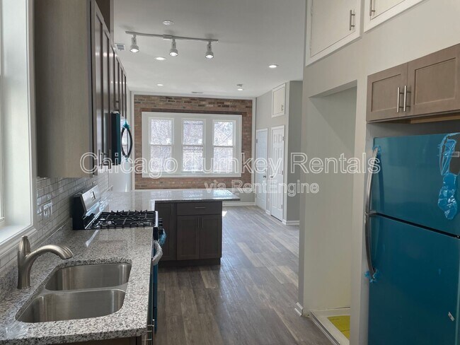 Foto del edificio - 2822 W 25th St