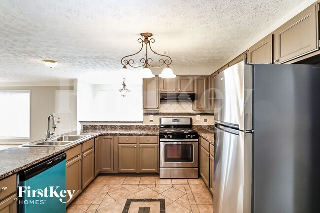 Foto del edificio - 2964 Shady Woods Cir