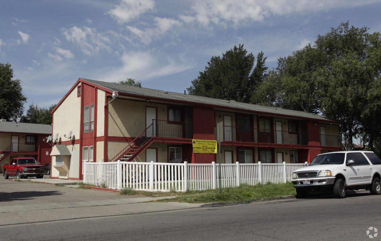 Primary Photo - Rosa Linda Apartments