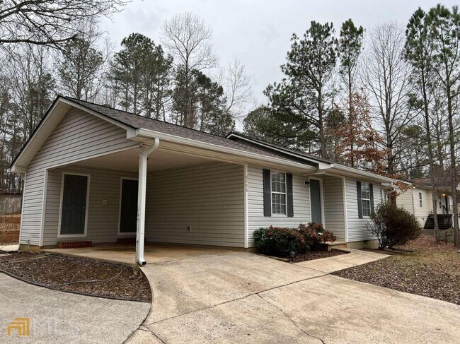Building Photo - 6590 A C Smith Rd