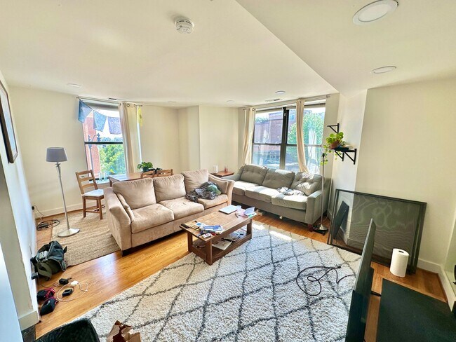 Foto del edificio - 2305 18th St NW