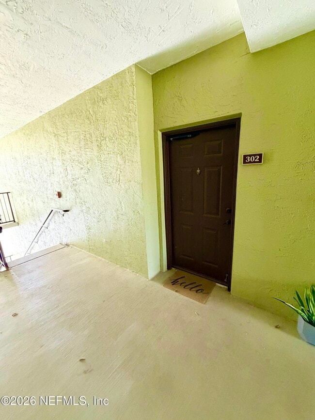 Building Photo - 1050 Bella Vista Blvd