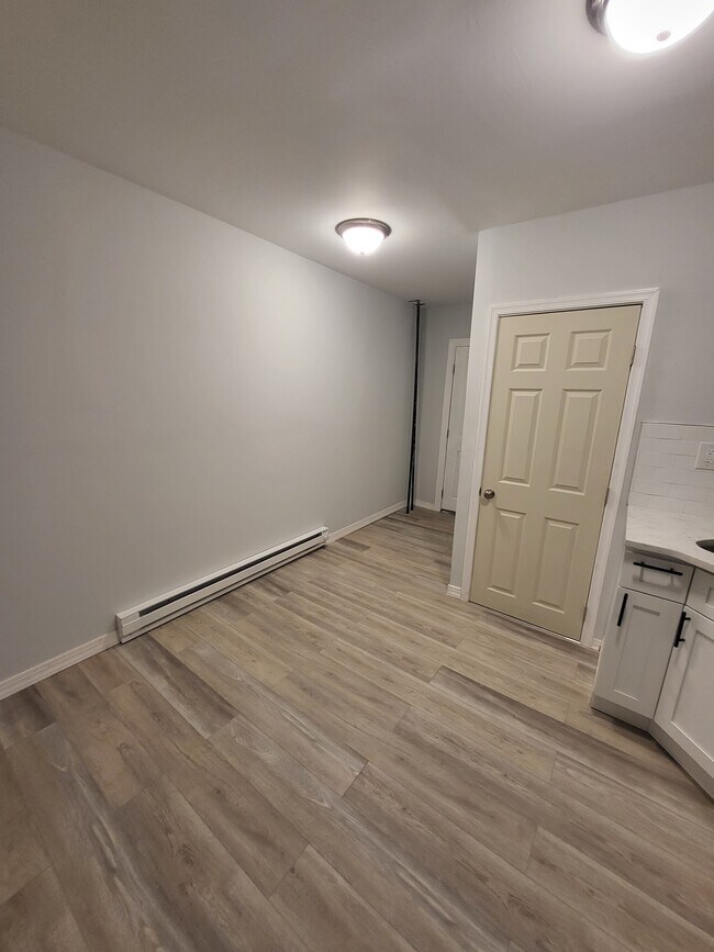 Building Photo - 5936 Haverford Ave