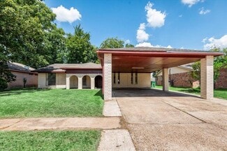 Building Photo - 8630 Valley S Dr
